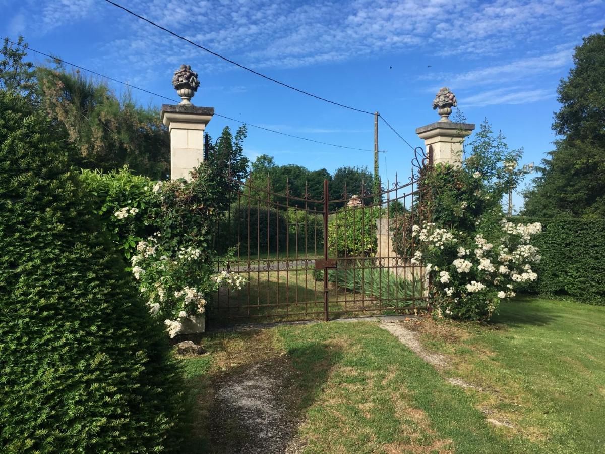 Monnaie Le Manoir De Maucartier B&B 외부 사진